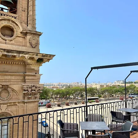 Florette Designer Finish With Stunning Lounge Terrace By Arcobnb Floriana
