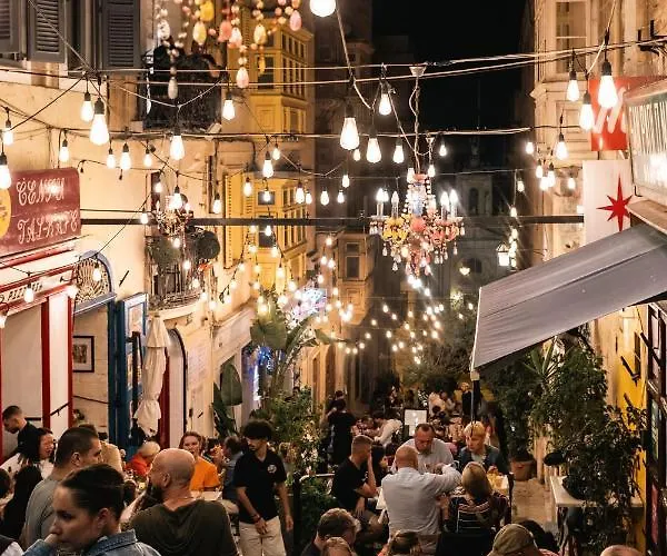 Apartment Florette Designer Finish W Stunning Lounge Terrace By Arco Collection