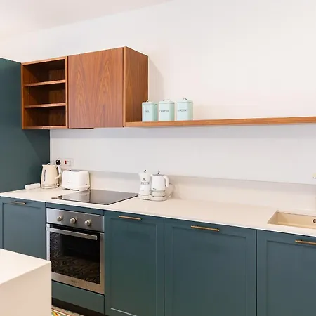 Florette Designer Finish With Stunning Lounge Terrace By Arcobnb Φλοριάνα