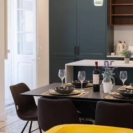 Florette Designer Finish With Stunning Lounge Terrace By Arcobnb Apartment