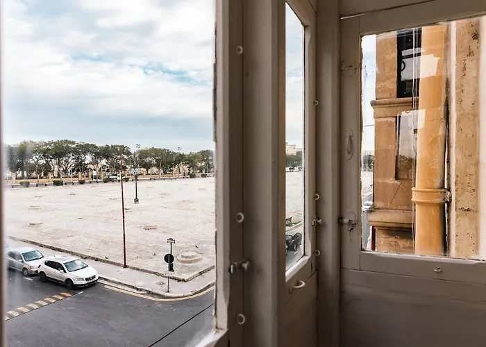 Florette Designer Finish W Stunning Lounge Terrace By Arco Collection Apartament *