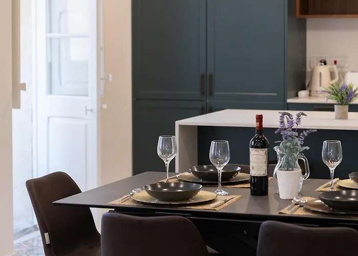 Florette Designer Finish W Stunning Lounge Terrace By Arco Collection Apartamento