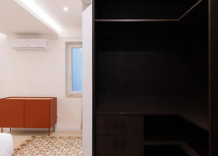 Florette Designer Finish W Stunning Lounge Terrace By Arco Collection Apartamento *