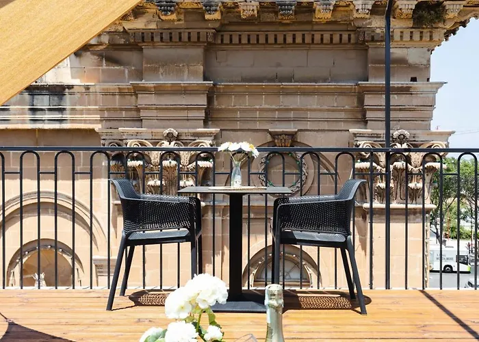 Florette Designer Finish W Stunning Lounge Terrace By Arco Collection * Il-Furjana